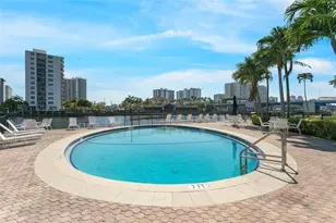 2895 NE 32nd St, Fort Lauderdale, FL 33306 - Photo 19