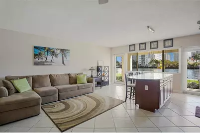 2895 NE 32nd Street #102, Fort Lauderdale, FL 33306 - Photo 11