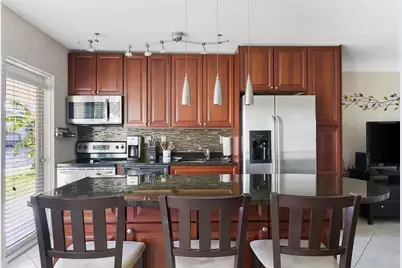 2895 NE 32nd Street #102, Fort Lauderdale, FL 33306 - Photo 9