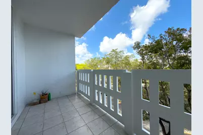 919 Hillcrest Drive #511, Hollywood, FL 33021 - Photo 11
