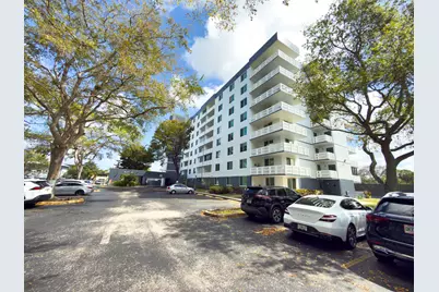 919 Hillcrest Drive #511, Hollywood, FL 33021 - Photo 1