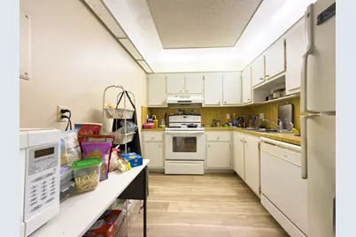 919 Hillcrest Drive #511, Hollywood, FL 33021 - Photo 3