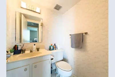 919 Hillcrest Drive #511, Hollywood, FL 33021 - Photo 5