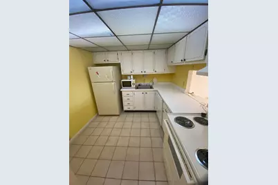 480 Executive Center Drive, West Palm Beach, FL 33401 - Photo 7