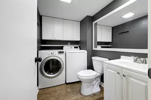 319 3rd Ct, Palm Beach Gardens, FL 33410 - Photo 5