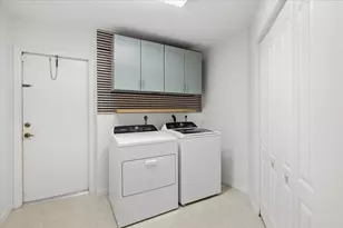 1902 SE Gaskins Cir, Port Saint Lucie, FL 34952 - Photo 9