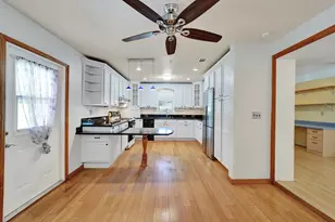 4817 SW 11th Ct, Plantation, FL 33317 - Photo 11