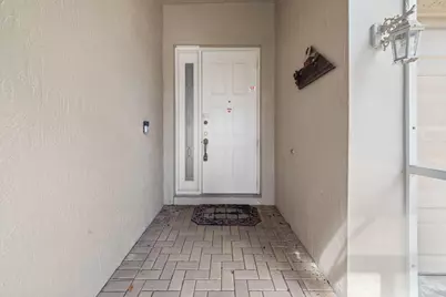 9211 Clipper Circle, West Palm Beach, FL 33411 - Photo 3