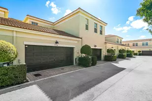 704 NW 83rd Pl, Boca Raton, FL 33487 - Photo 25
