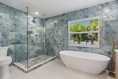 1132 NE 3rd Avenue, Boca Raton, FL 33432 - Photo 23