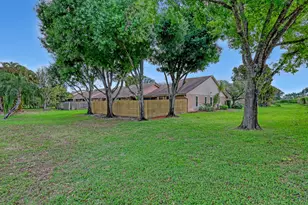 11890 Donlin Dr, Wellington, FL 33414 - Photo 23