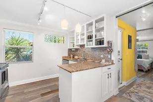 614 NE 28th St, Wilton Manors, FL 33334 - Photo 7