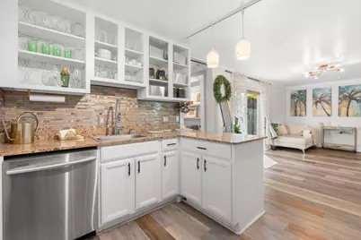 614 NE 28th, Wilton Manors, FL 33334 - Photo 9