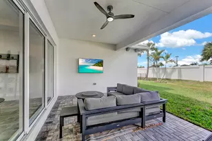 12104 Waterstone Cir, Palm Beach Gardens, FL 33412 - Photo 27