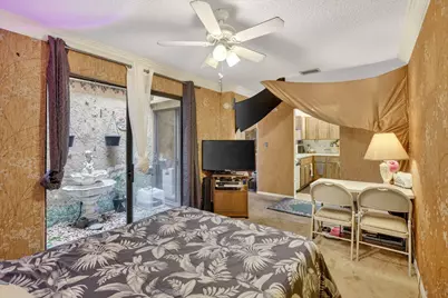 8957 NW 44th Court, Sunrise, FL 33351 - Photo 19