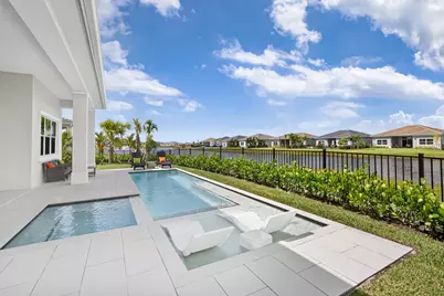 10109 Driftwood Way, Palm Beach Gardens, FL 33412 - Photo 3