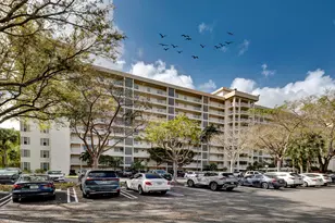 3520 Oaks Way, Pompano Beach, FL 33069 - Photo 35