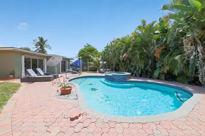 342 SW 14th Street, Pompano Beach, FL 33060 - Photo 1