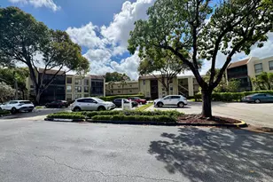 8050 W McNab Rd, Tamarac, FL 33321 - Photo 23