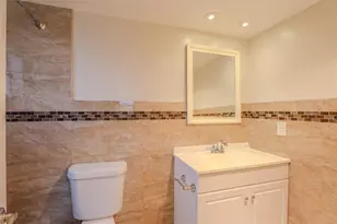 121 SE 3rd Ave, Dania Beach, FL 33004 - Photo 15