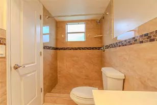 121 SE 3rd Ave, Dania Beach, FL 33004 - Photo 17