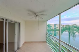 121 SE 3rd Ave, Dania Beach, FL 33004 - Photo 21