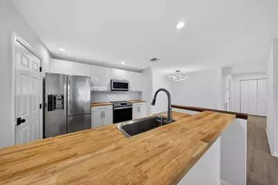 1812 E Sanderling Lane #C, Fort Pierce, FL 34982 - Photo 9