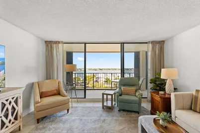 136 Lakeshore #711, North Palm Beach, FL 33408 - Photo 9