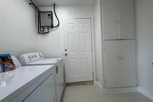 6610 Greene St, Hollywood, FL 33024 - Photo 21