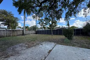 6610 Greene St, Hollywood, FL 33024 - Photo 23