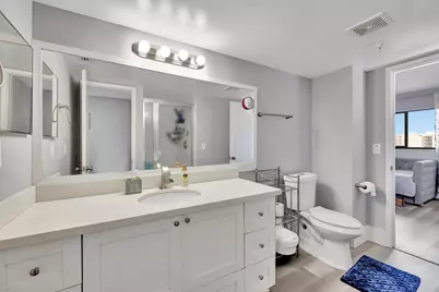 2200 S Cypress Bend Drive S #702, Pompano Beach, FL 33069 - Photo 29