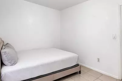 250 NW 83rd Street, Miami, FL 33150 - Photo 33