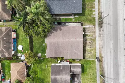 250 NW 83rd Street, Miami, FL 33150 - Photo 49