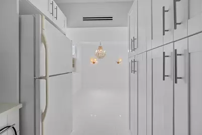 401 Peruvian #2010, Palm Beach, FL 33480 - Photo 23