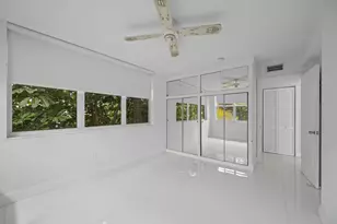 401 Peruvian Ave, Palm Beach, FL 33480 - Photo 9