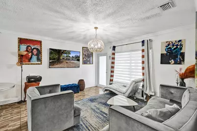 640 NE 160th Street, Miami, FL 33162 - Photo 3