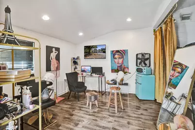 640 NE 160th Street, Miami, FL 33162 - Photo 11