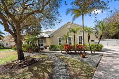 2704 Serenity Circle N, Fort Pierce, FL 34981 - Photo 5