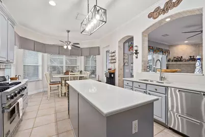 2704 Serenity Circle N, Fort Pierce, FL 34981 - Photo 11