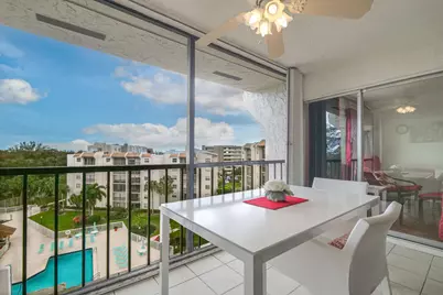3930 Inverrary Boulevard #703-d, Lauderhill, FL 33319 - Photo 11