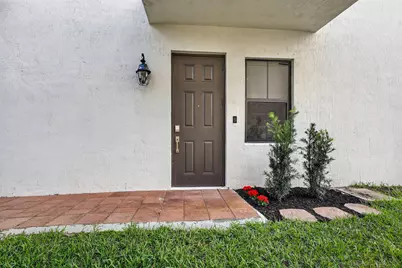 3234 W 100th Terrace, Hialeah, FL 33018 - Photo 15