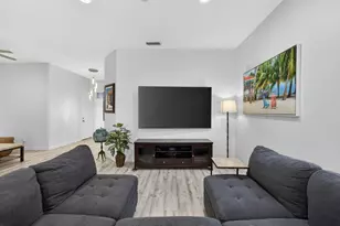 8281 Heritage Club Dr Dr, West Palm Beach, FL 33412 - Photo 25