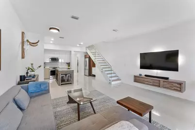 1482 NE 34th, Oakland Park, FL 33334 - Photo 3