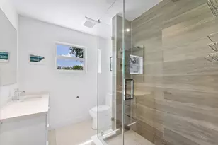 1482 NE 34th St, Oakland Park, FL 33334 - Photo 15