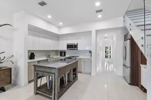 1482 NE 34th St, Oakland Park, FL 33334 - Photo 5