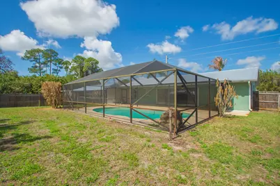 480 SE Evergreen Terrace, Port Saint Lucie, FL 34983 - Photo 37