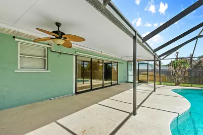 480 SE Evergreen Terrace, Port Saint Lucie, FL 34983 - Photo 11