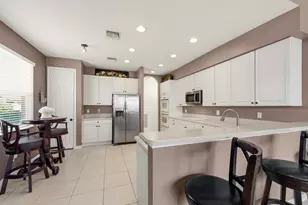 2924 SW Chatham Ln, Port Saint Lucie, FL 34953 - Photo 13