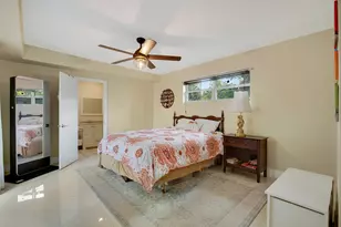 830 NE 140th St, North Miami, FL 33161 - Photo 13