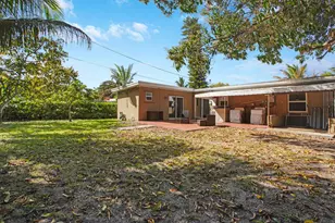 830 NE 140th St, North Miami, FL 33161 - Photo 19